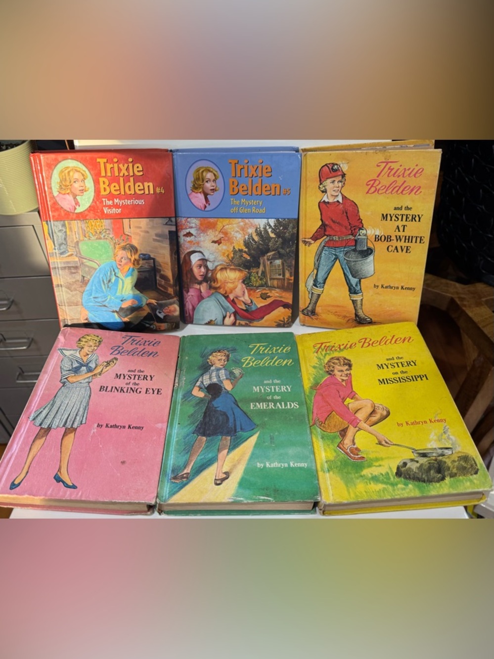 Lot of 6 Vintage hardcover Trixie Belden Mystery books #4, 5, 11, 12, 14, 15